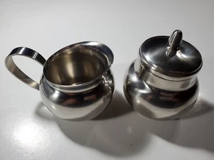 Vintage Oneida Creamer And Sugar With Lid Set 18/8 Stainless Steel MCM - Picture 1 of 10
