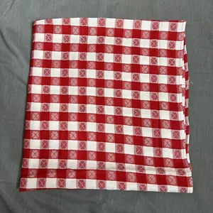 Venus Group Visa Fancy Checkpoint Red & White Tablecloth Polyester 72”x72” - Picture 1 of 9