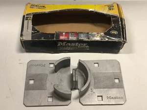 Master Lock Magnum Hasp For Puck Lock from M736XKAD Kit | New - Picture 1 of 3