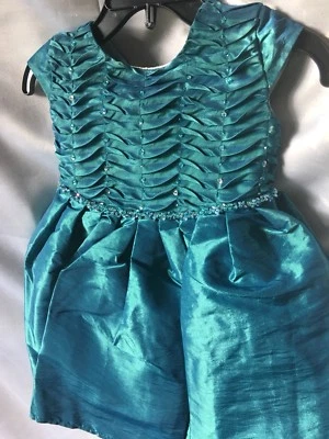 Nuevo Vestido Isobella and Chloe Niñas Frontal Plisado Corpiño Manga Gorra Talla 6X Foto 1 de 4