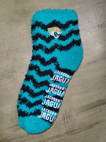 Jacksonville Jaguars Women's Soft Fuzzy Gripper NFL Team Ankle Sleep Socks Med Cover