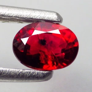 Las mejores piedras preciosas sueltas ovaladas (5 x 3 mm) 100 % zafiro rojo natural de 0,50 quilates - Imagen 1 de 7