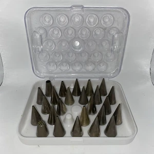 Juego de 25 puntas de tubería Wilton 1970 vintage puntas para decoración de pasteles en estuche de almacenamiento - Imagen 1 de 8