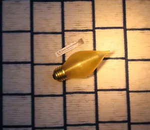 NEW SPUN satin gold AMBER E27 light bulb 40w flame C15 glowescent sub4 03017 - Picture 1 of 4