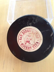 San Diego Gulls Hockey Puck, Art Ross Tyer, WHL Converse - Picture 1 of 4