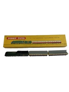 De colección Meccano Dinky Toys 798 Express Tren de Pasajeros Juguete Diecast Verde Plata - Imagen 1 de 13