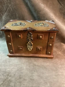 1970s Spanish revival design trunk/jewelry chest/box wood with brass accents - Picture 1 of 10