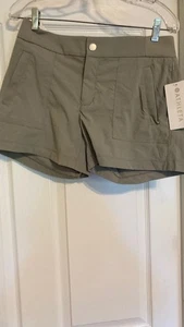 Athleta Shorts Trekkie 4" silbergrau Größe 8 NEU - Bild 1 von 2