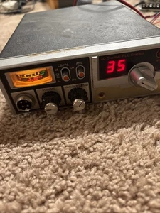 General Electric GE Model 3-5813B 40 Channel CB Mobile Radio Tested - Picture 1 of 6