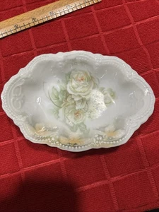 Vintage Porcelain Painted Green Flowers Trinket/ Soap Dish/ Nice - Picture 1 of 6