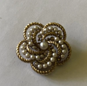 Vintage Broach By M Jent, Tone W/seed Pearls In Swirl Design Retro 1950’s - Picture 1 of 2