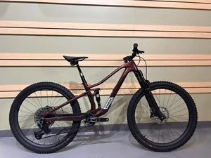Trek Top Fuel 9.9 X0 AXS Gen 4 Small - Picture 1 of 10
