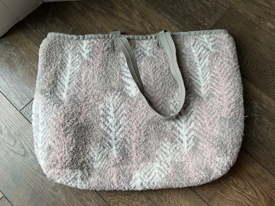 Barefoot Dreams CozyChic Tote Hand Bag Pewter Featherlight Model BDHCC1975 Foto 1 de 4