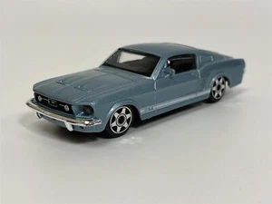 Ford Mustang GT Blue 1:43 Scale Burago 183000 - Picture 1 of 6