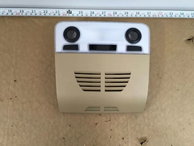 BMW E90 325I 328I 2006-2008 cúpula interior trasera bronceado claro 6945201 OEM. Foto 1 de 4