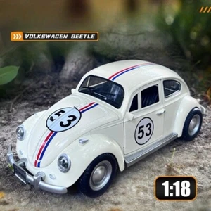1:18 Volkswagen Käfer Beetle Oldtimer Model Car with Light and Sound Features - Bild 1 von 4