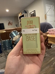 PIXI BY PETRA ON THE GLOW BASE VANILLA .6 OZ - Picture 1 of 4