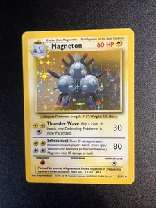Pokémon TCG Magneton Base Set 9/102 Holo Base Set - Vintage NM Print line Error! - Picture 1 of 17