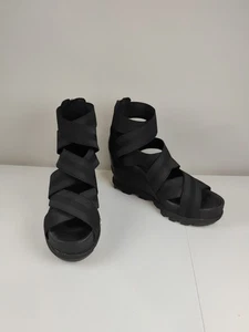 Sorel Joanie II NL3268 sandali neri con zeppa elasticizzati e cinturino zip sul retro taglia 6,5 - Foto 1 di 11