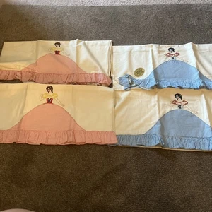 4 fundas de almohada Southern Belle bordadas/crochet de colección, material de corte tamaño estándar - Imagen 1 de 10
