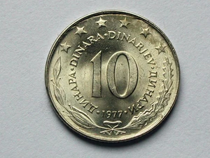 Yugoslavia 1977 10 DINARA Coin AU+ with Toned-Lustre - Picture 1 of 2