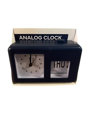 Brand New Vivitar Retro Analog Clock Blue or White - Image 1 of 3