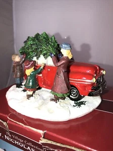 St. Nicholas Square Christmas Tradition Tree On Car Village Accessory with Box - Picture 1 of 9
