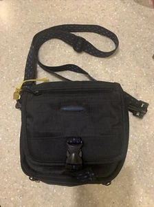 SAMSONITE COMPACT CAMERA TRAVEL CASE BAG - Picture 1 of 11
