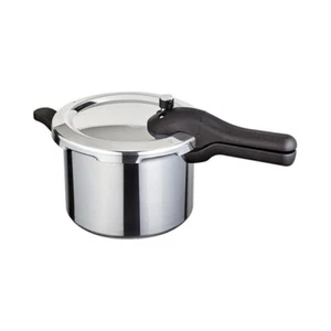 JUDGE EVERYDAY PRESSURE COOKER 5LTR WITH STEAM BASKET, DIVIDER & TRIVET - Picture 1 of 7