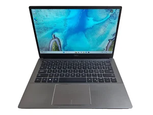 Dell Latitude 3301 Laptop - 1.8 GHz i7-8565U 8GB 256GB SSD Webcam 13.3" - SP5 - Picture 1 of 6