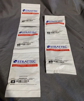 Lot Of 5 Strattec 5928818 Key, GM Molded W/ Ring - Image 1 of 3