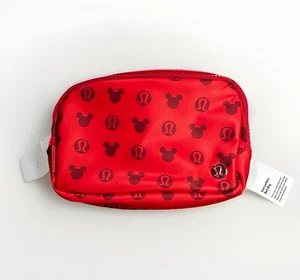Disney x lululemon Red Everywhere Belt Bag 1L Mickey Mouse NWT SOLD OUT!!! - Picture 1 of 3