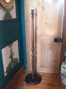 Vintage tall wooden standard lamp PAT Tested country cottage farmhouse - Picture 1 of 9