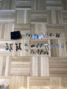 Brand New Costume Jewelry Earrings 19 Pairs - Bild 1 von 4
