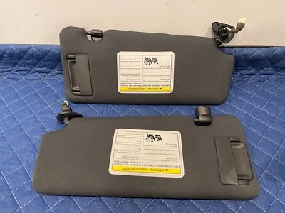 Quebra-sol dianteiro esquerdo e direito Nissan 370Z Nismo 2014 com extensões OEM - Imagem 1 de 4