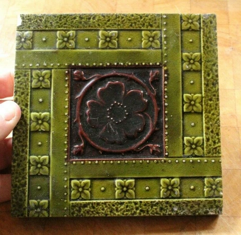 ANTIQUE english majolica gothic rev  6 INCH TILE Cover