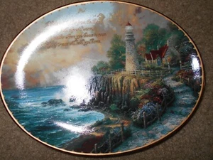 Thomas Kinkade "La Luz de la Paz" Placa Ovalada Luces Guía Certificado de Autenticidad y Caja - Imagen 1 de 3
