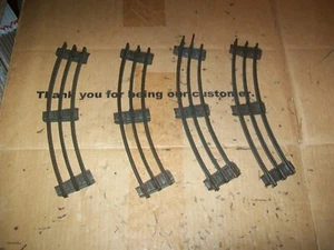 4 PCS Of Vintage Unbranded O-Gauge Curved 3 Rail Toy Train Track 9" - Picture 1 of 5