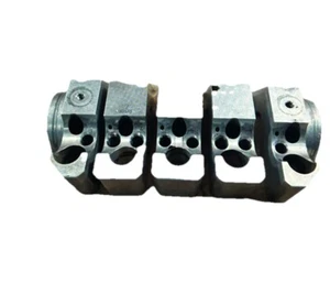 Volkswagen Mk4 MK5 Golf Bora 1.9 2.0 TDI CAMSHAFT HOLD Down BRACKETS - Picture 1 of 1