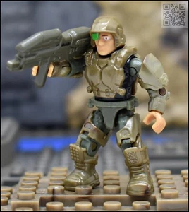 MINIFIGURA HALO MEGA CONSTRUX UNSC CE DESERT BRONCEADO MARINO UNIVERSO SERIE 3 - Imagen 1 de 6
