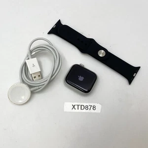 Apple Watch Series 8 41mm Aluminum Silver GPS A2770 - Good Cond. - Picture 1 of 6