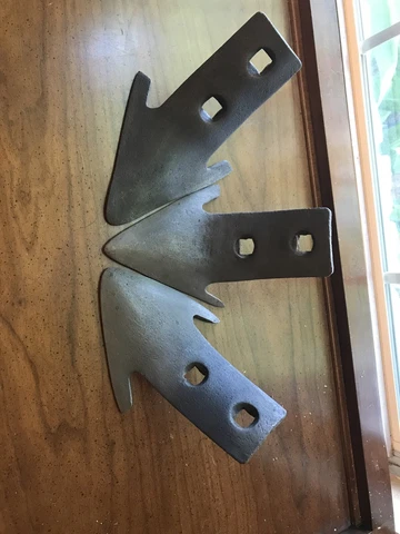 3DMC Worn Side Cultivator Plow Point Sweep Tiller Farm Decor Antique Metal Arrow Cover