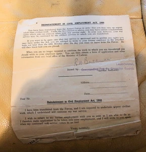 WORLD WAR 2 REINSTATEMENT IN CIVIL EMPLOYMENT ORIGINAL DOCUMENT - Foto 1 di 1