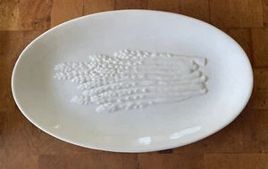 Crate & Barrel Bia Cordon Bleu Solid White Ceramic Asparagus Plates Never Used - Picture 1 of 5