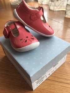 clarks childrens black patent shoes