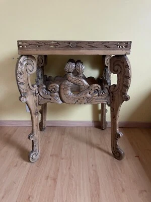 Table de milieu ou d'appoint Indochinoise en pin 19ème siècle - Photo 1/4