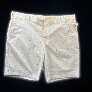 NWT IZOD Saltwater Stretch Bright White Boat Anchor Shorts Men's Size 40x9.5 - Picture 1 of 12