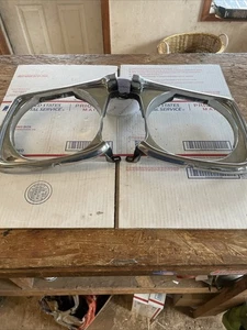 Bisel de faros R/L hatchback honda civic 80-81 - Imagen 1 de 19