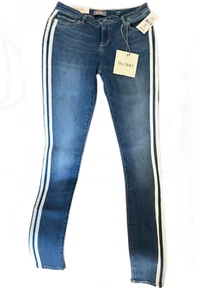 DL1961 Girl's Chloe Skinny in Saturday (Big Kids) Saturday 16 Big Kid - Picture 1 of 2