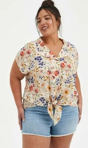 BNWT Torrid Plus Size 3 (22/24) Tan Floral Tie Front Dolman Challis Blouse - Picture 1 of 9
